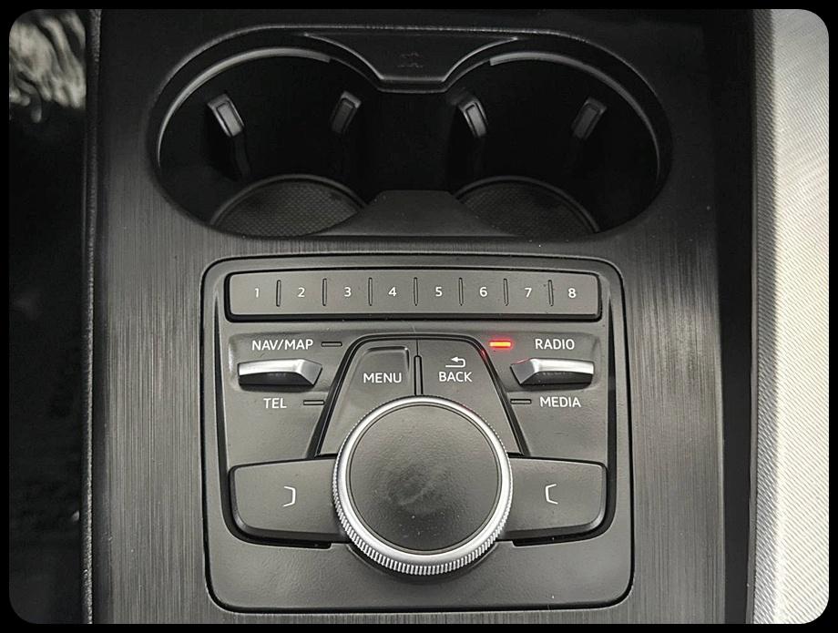 Audi A4 2.0T Premium Sedan 2017