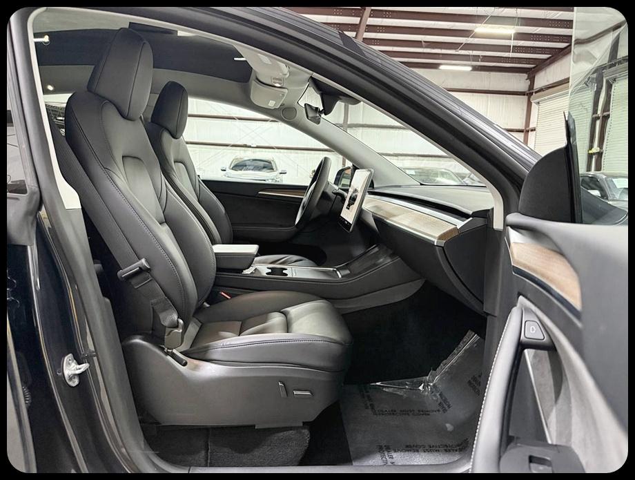 Tesla Model Y Performance 2024