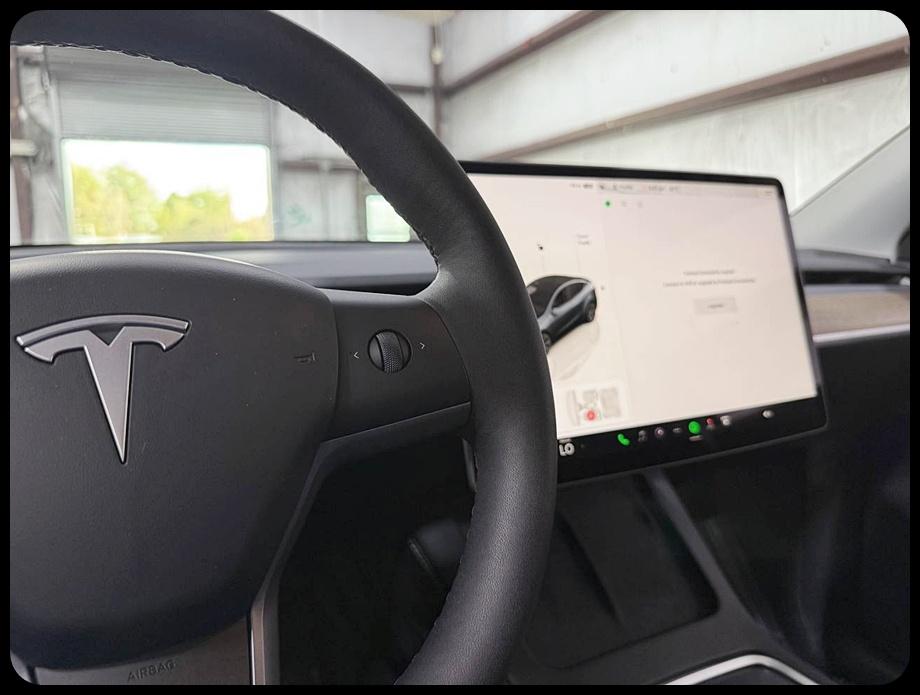 Tesla Model Y Performance 2024