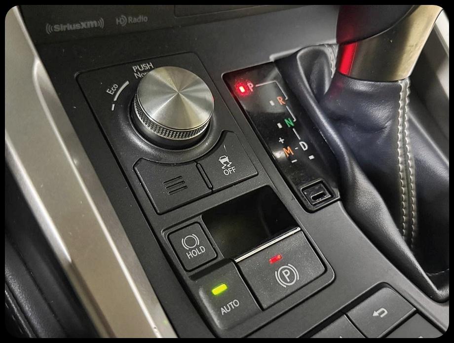 Lexus NX 200t FWD 2019