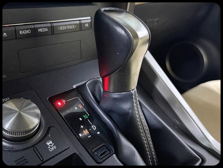 Lexus NX 200t FWD 2019