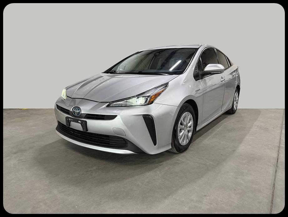 Toyota Prius L Eco 2021