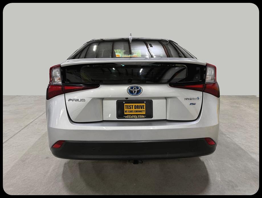 Toyota Prius L Eco 2021