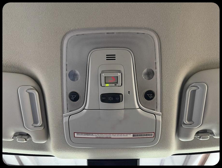 Toyota Prius L Eco 2021