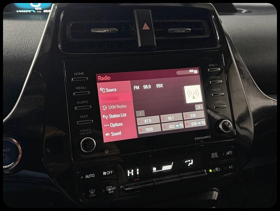 Toyota Prius L Eco 2021