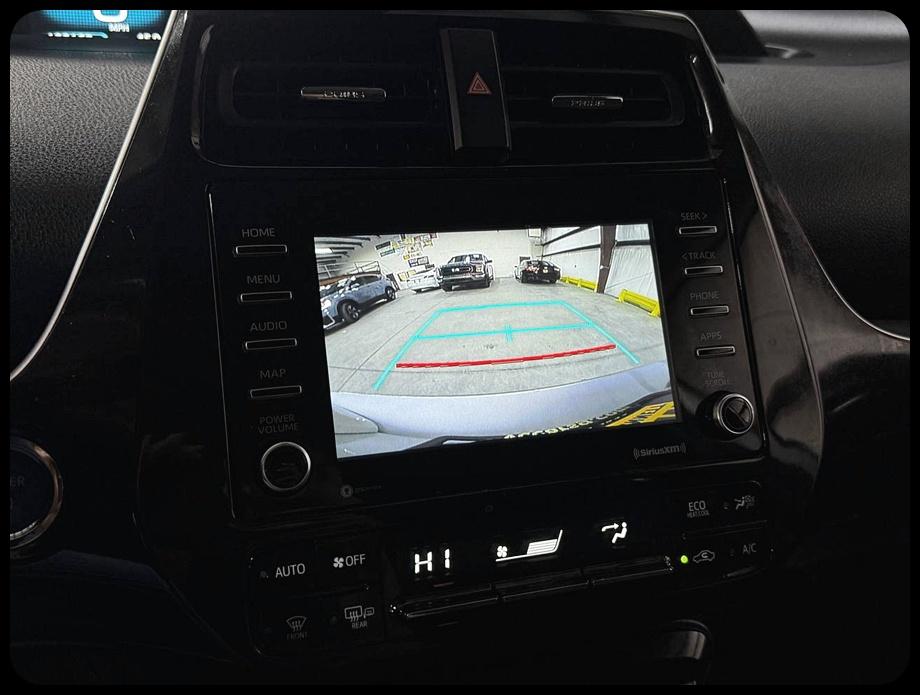 Toyota Prius L Eco 2021