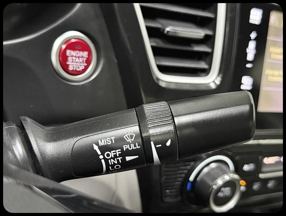 Honda Civic Hybrid CVT 2014