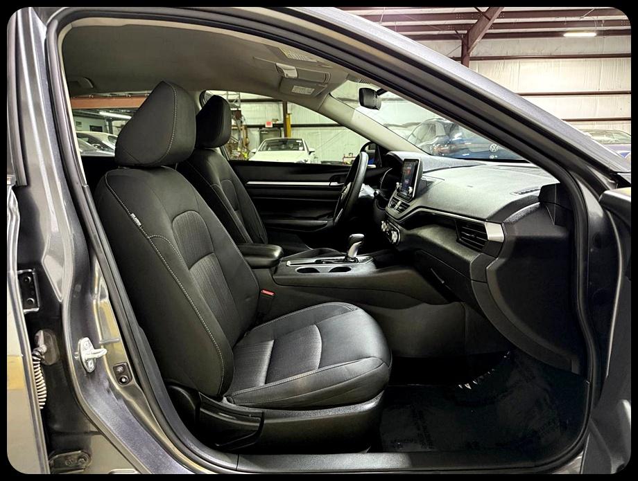 Nissan Altima 2.5 SV 2022