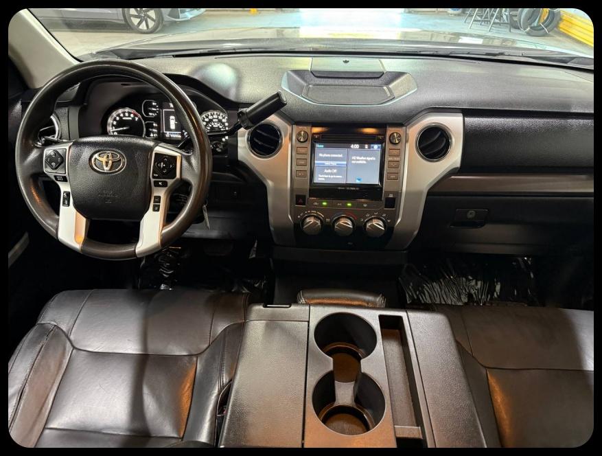 Toyota Tundra  2018