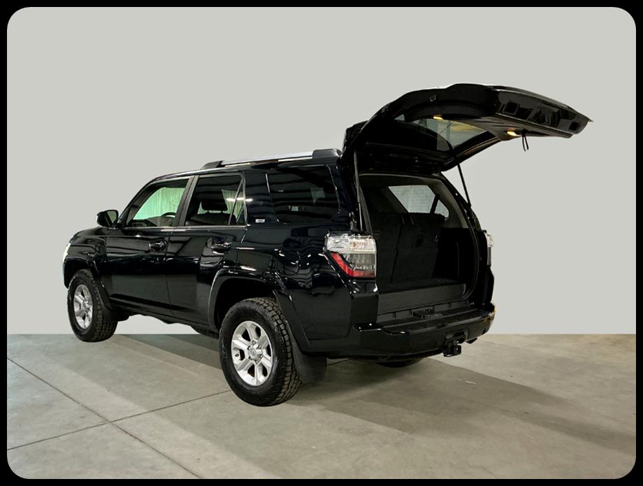 Toyota 4Runner SR5 4WD 2021