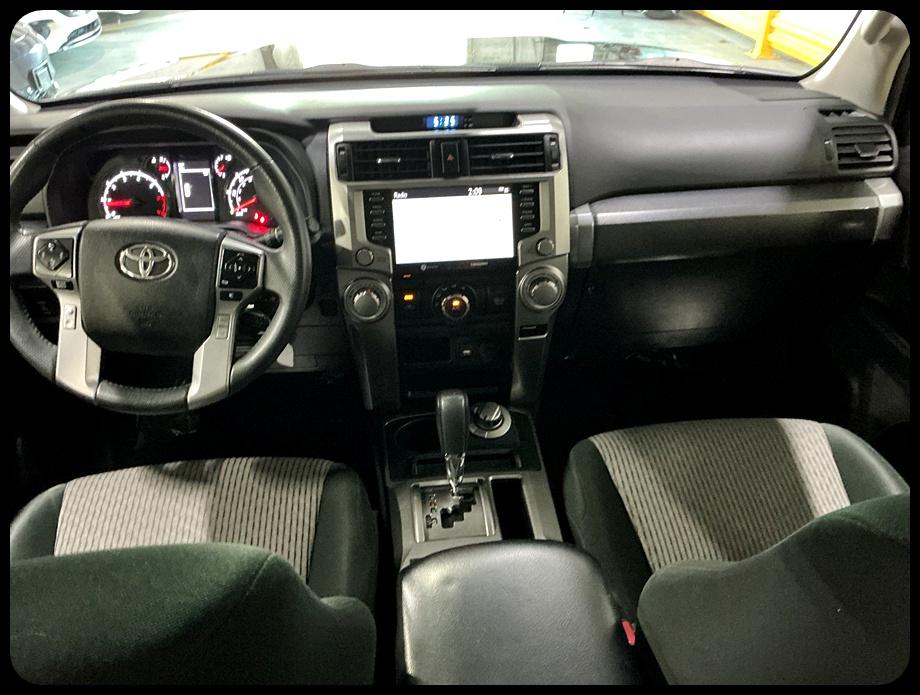 Toyota 4Runner SR5 4WD 2021