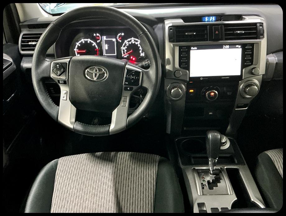Toyota 4Runner SR5 4WD 2021