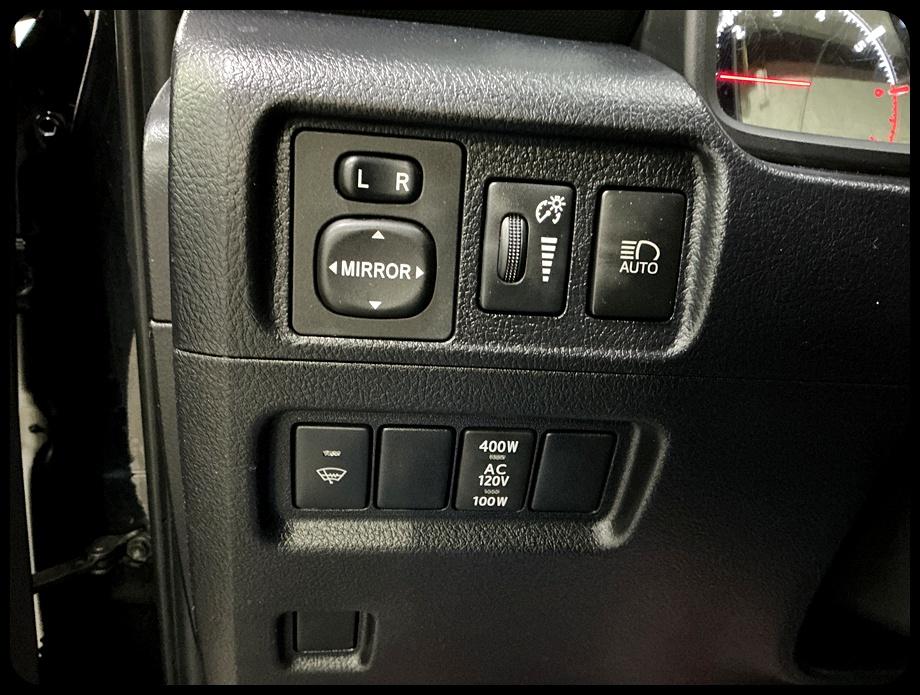 Toyota 4Runner SR5 4WD 2021