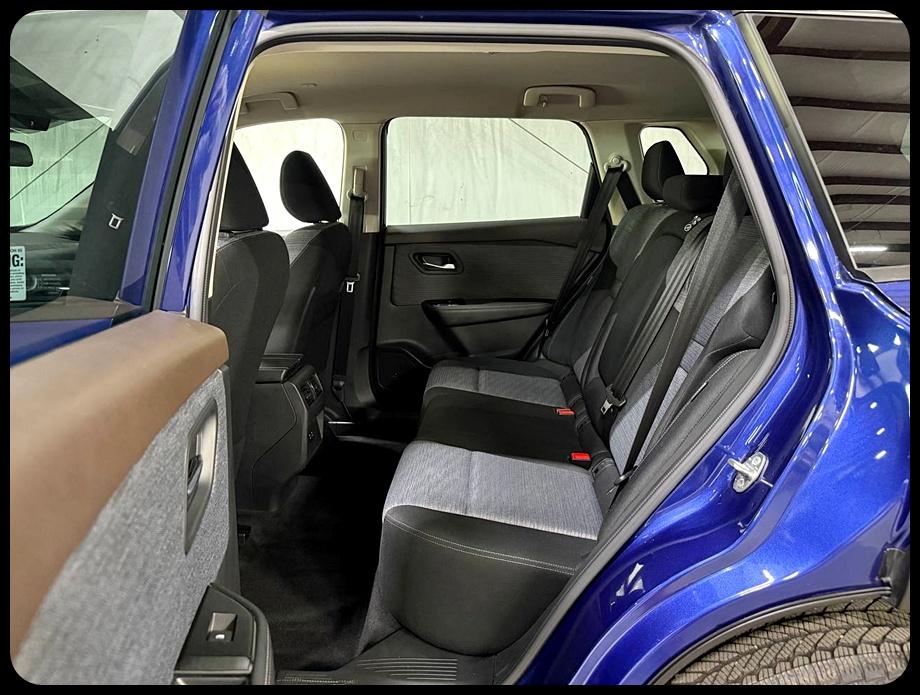 Nissan Rogue SV 2023