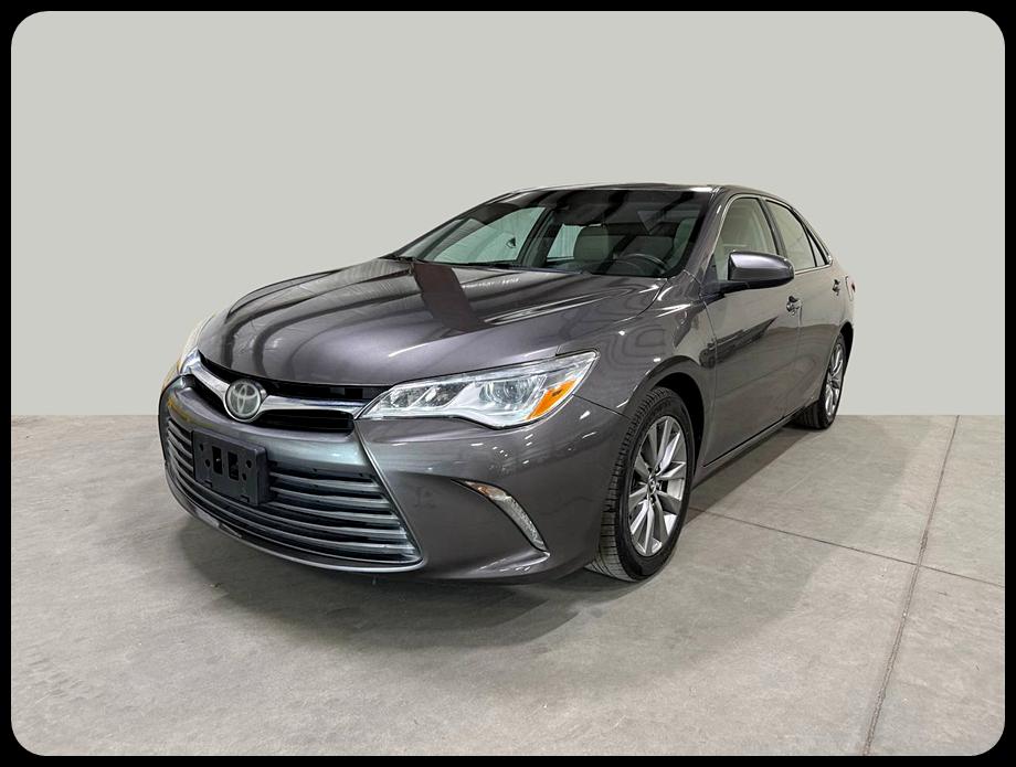 Toyota Camry XLE 2017