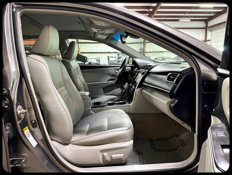 Toyota Camry XLE 2017