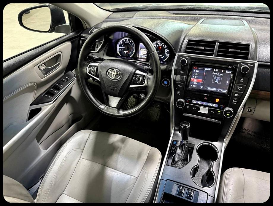 Toyota Camry XLE 2017