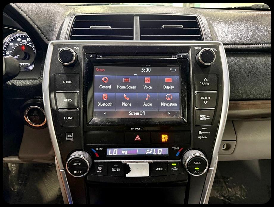 Toyota Camry XLE 2017