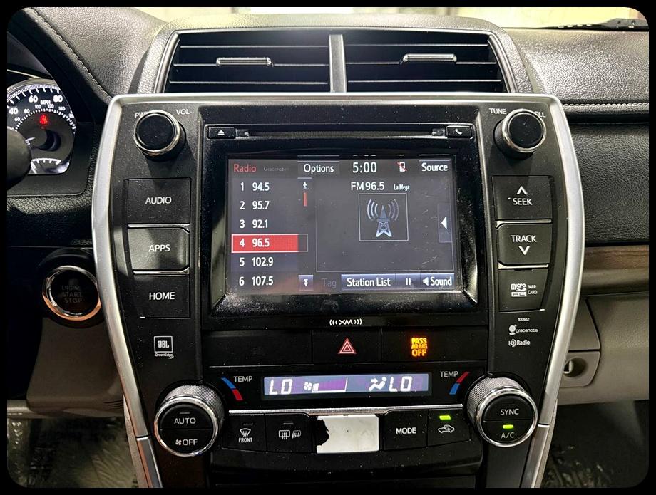 Toyota Camry XLE 2017