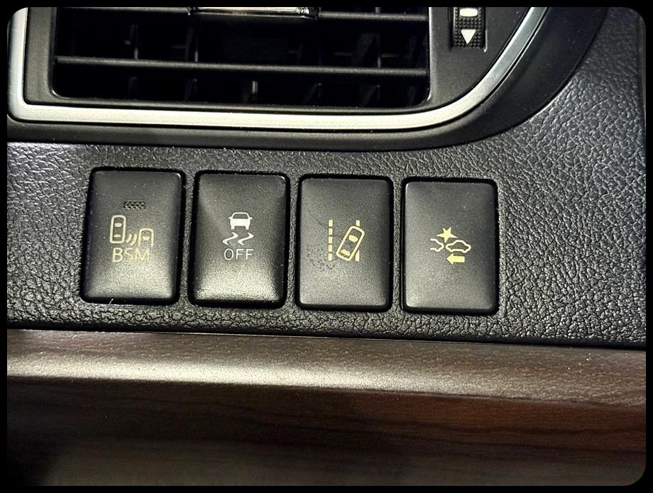 Toyota Camry XLE 2017