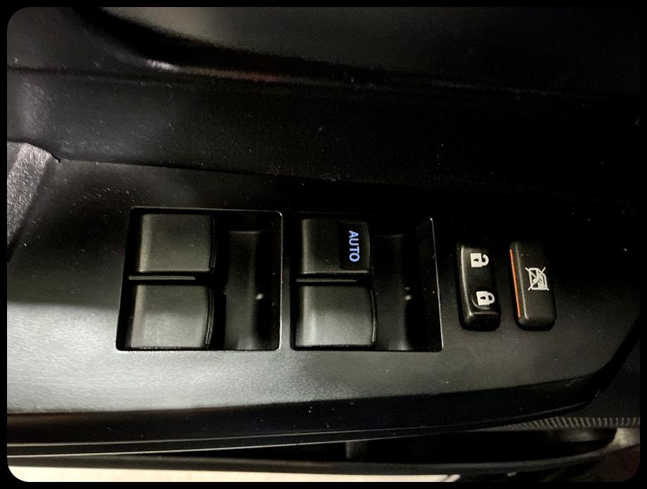 Toyota Tundra SR5 4.6L V8 Double Cab 2WD 2018