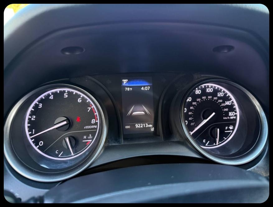 Toyota Camry SE 2024