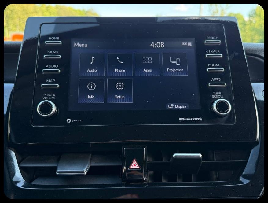 Toyota Camry SE 2024