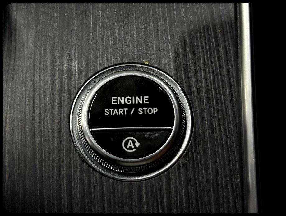 Mercedes-Benz C-Class C300 Sedan 2024