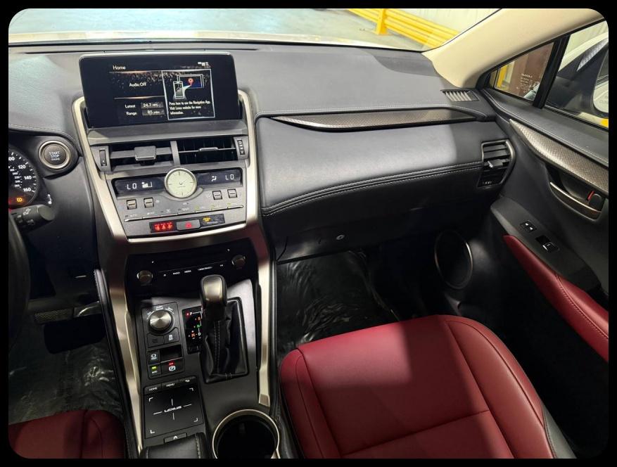 Lexus NX 300 Luxury 2021