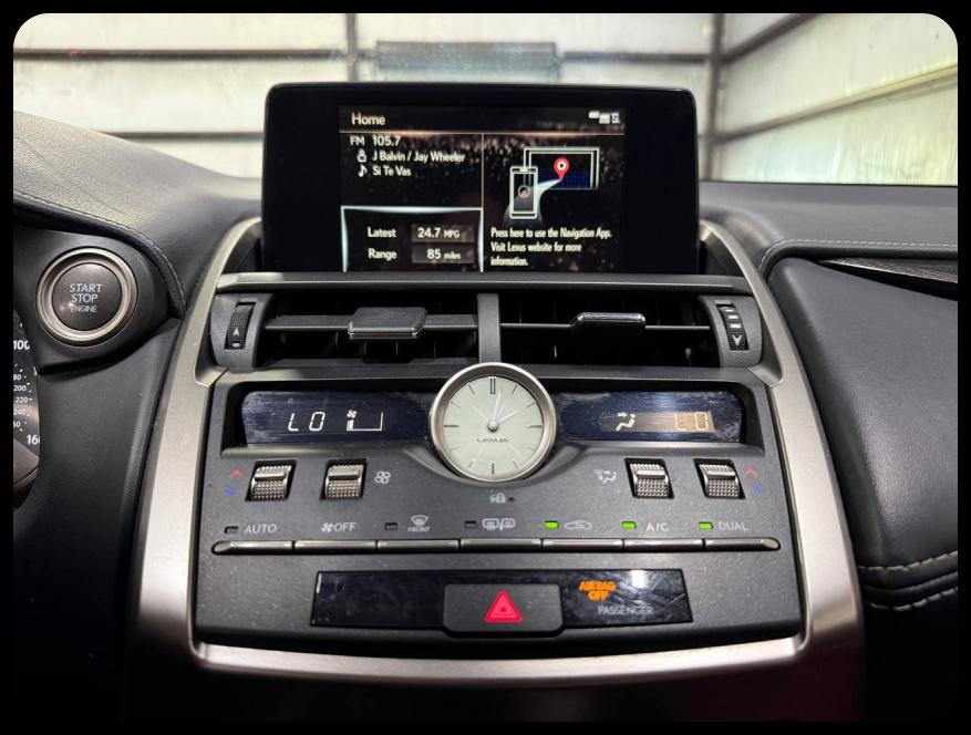 Lexus NX 300 Luxury 2021