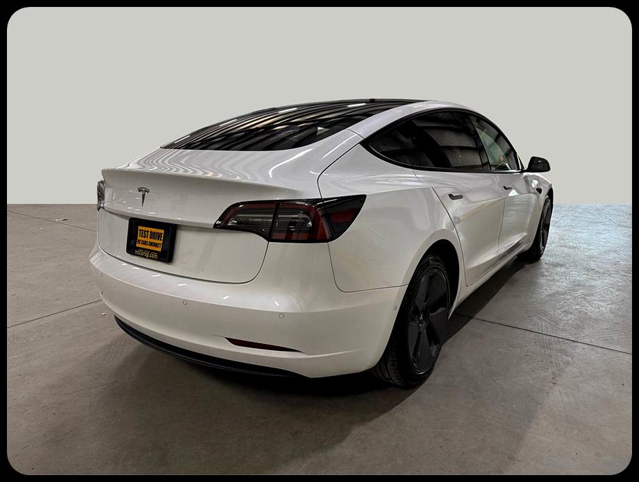 Tesla Model 3 Standard Range Plus 2021