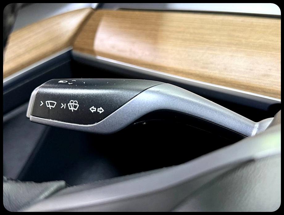 Tesla Model 3 Standard Range Plus 2021