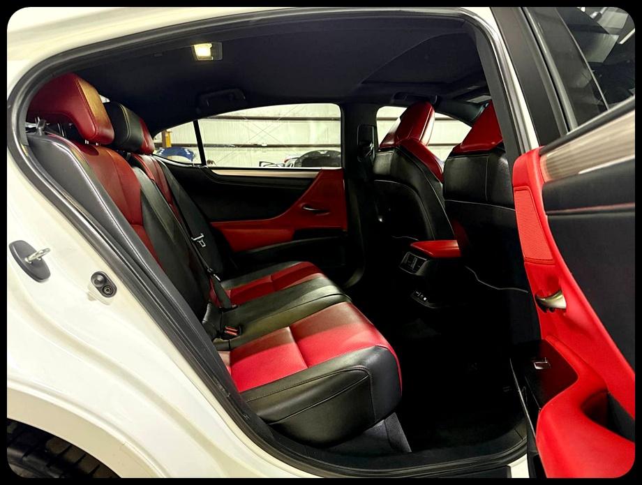 Lexus ES 350 F SPORT 2023