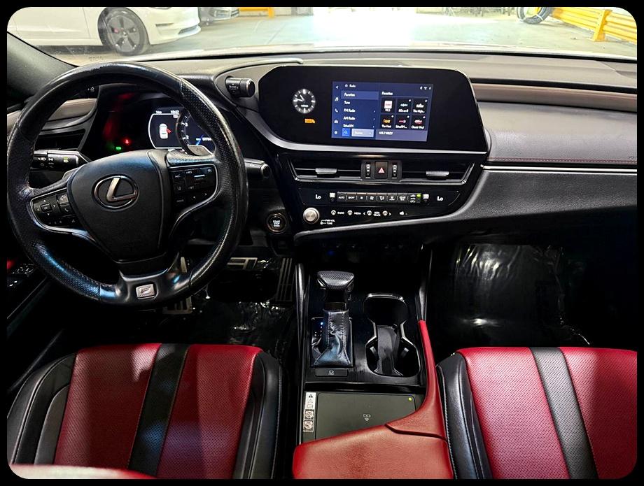 Lexus ES 350 F SPORT 2023