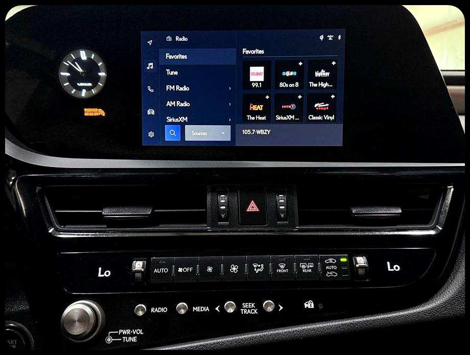 Lexus ES 350 F SPORT 2023