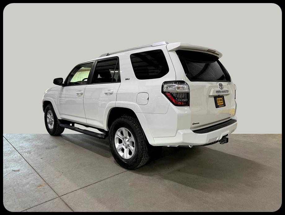 Toyota 4Runner SR5 2018