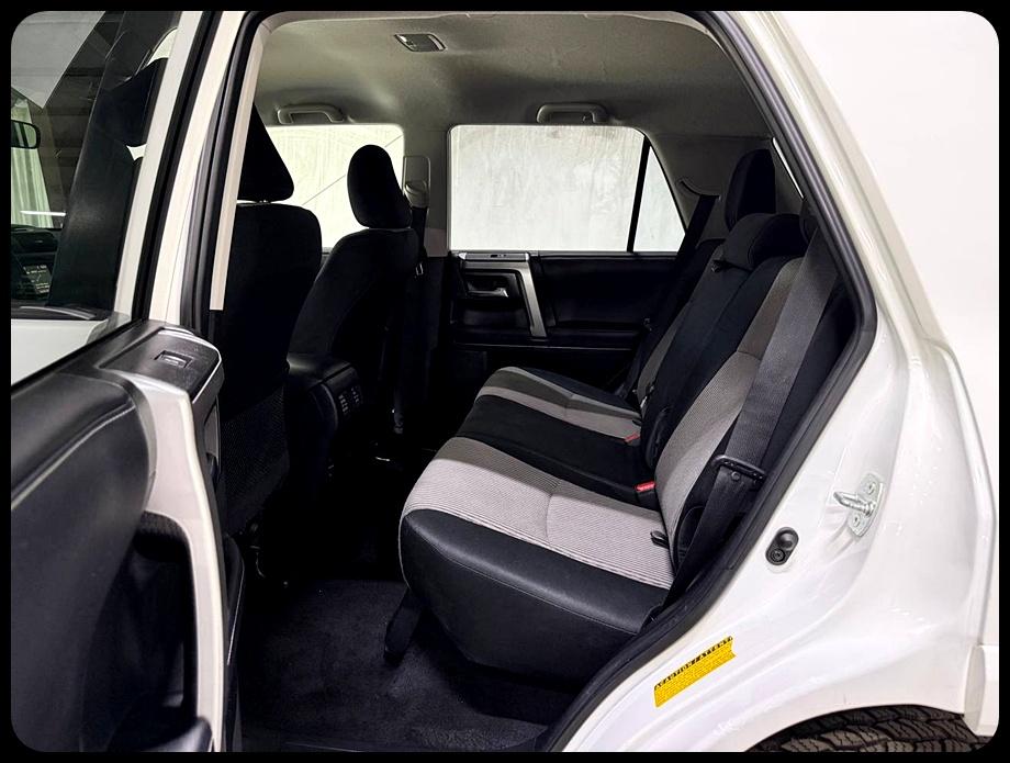 Toyota 4Runner SR5 2018