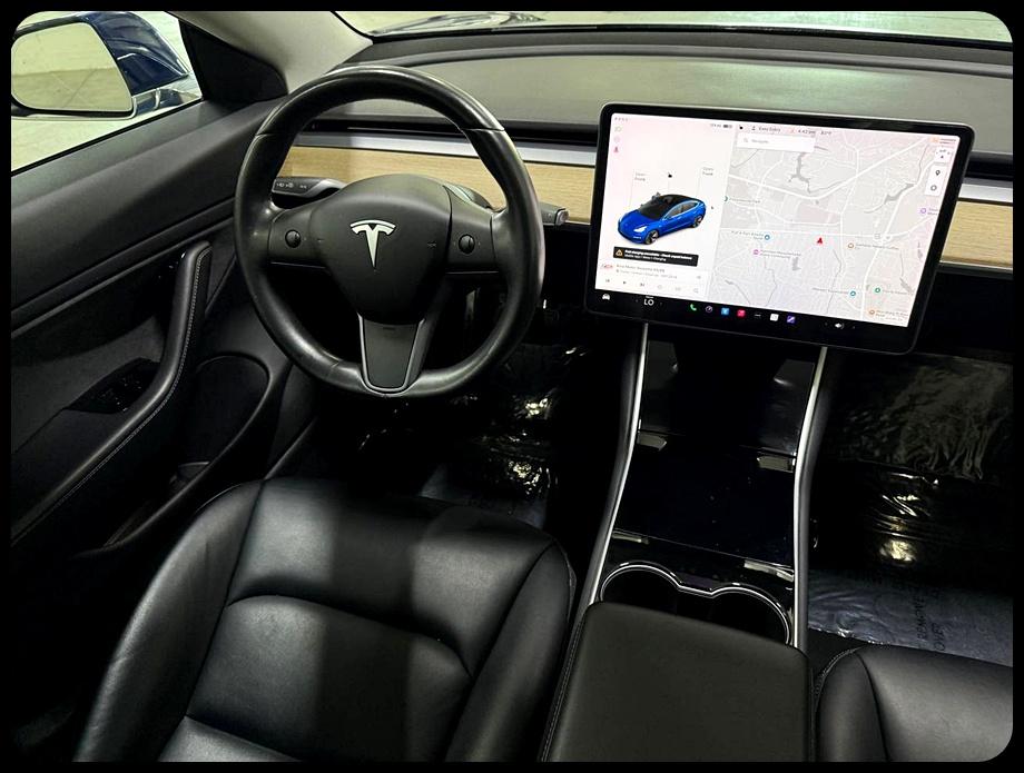 Tesla Model 3 Base 2018
