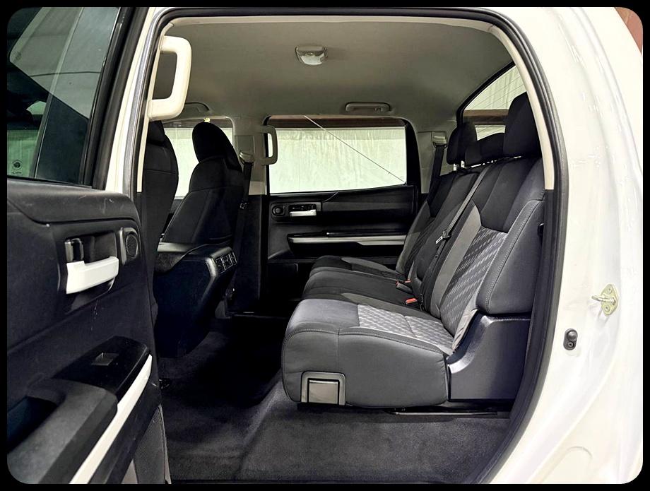 Toyota Tundra SR5 5.7L V8 CrewMax 4WD 2020