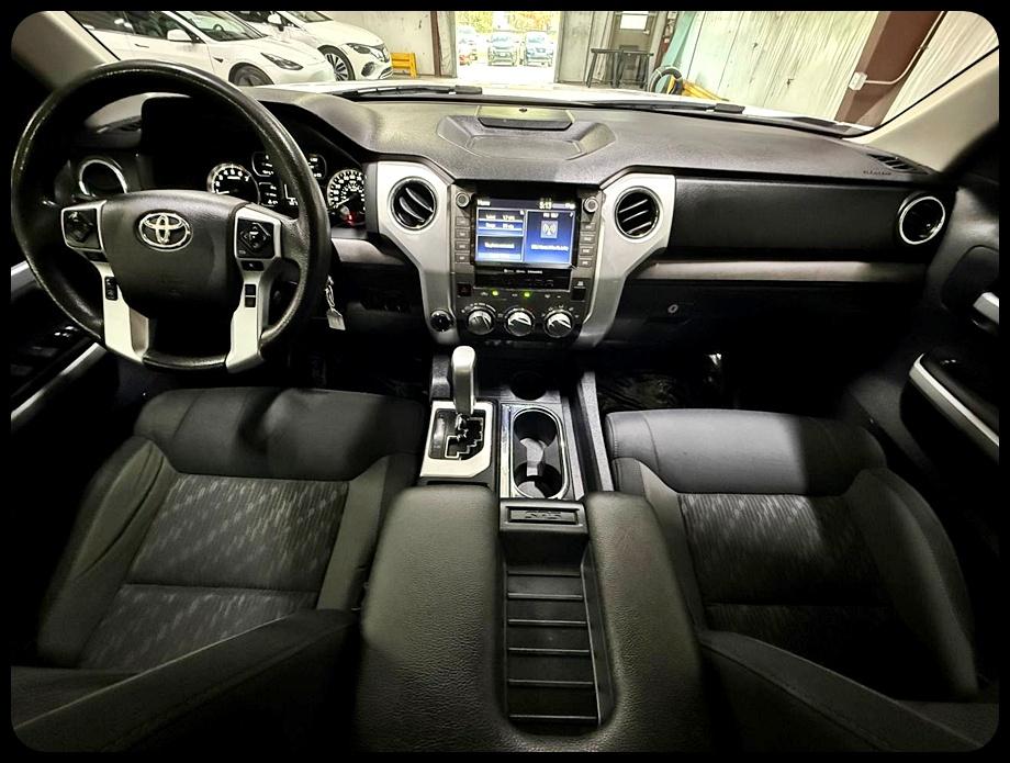 Toyota Tundra SR5 5.7L V8 CrewMax 4WD 2020