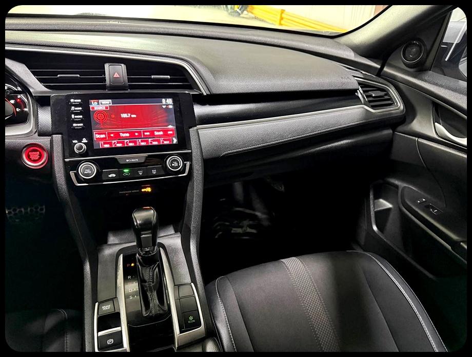 Honda Civic Sport 2021