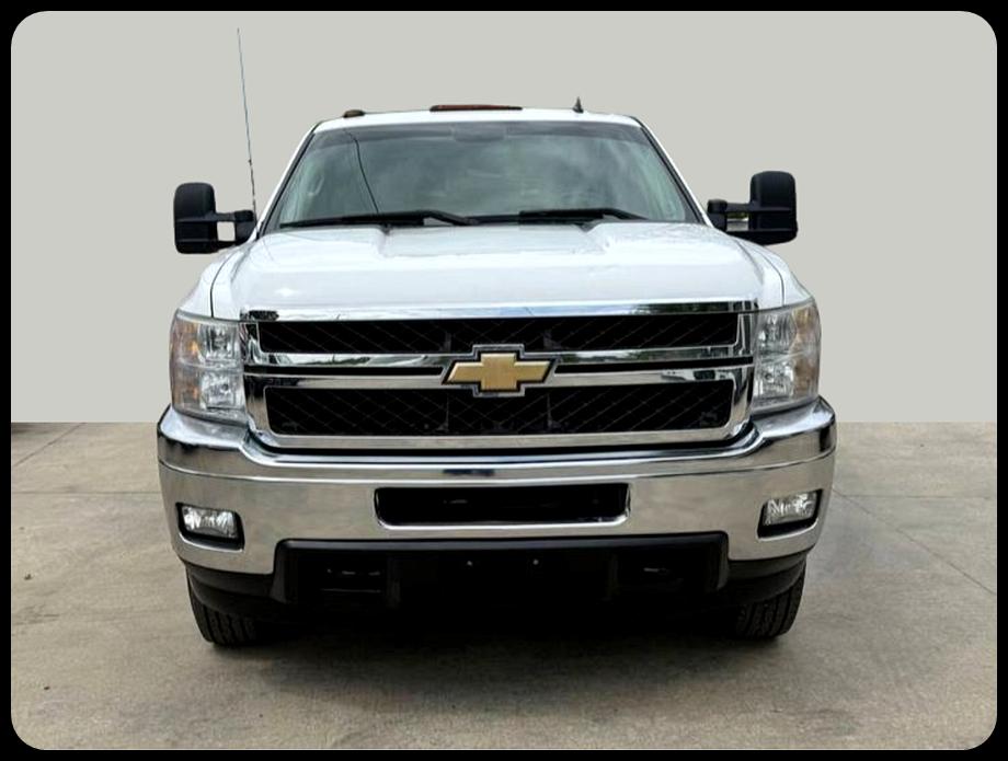 Chevrolet Silverado 3500HD LT Crew Cab 2WD 2011