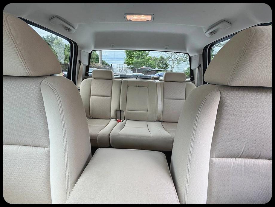 Chevrolet Silverado 3500HD LT Crew Cab 2WD 2011