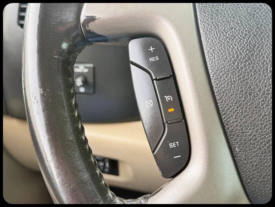 Chevrolet Silverado 3500HD LT Crew Cab 2WD 2011