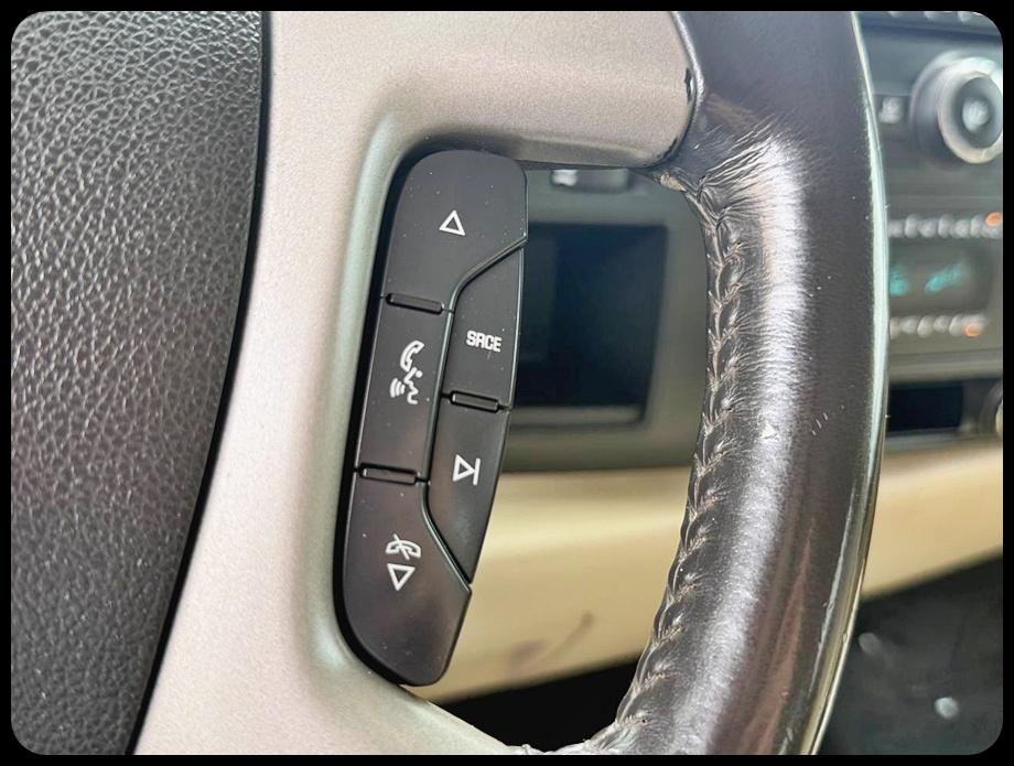 Chevrolet Silverado 3500HD LT Crew Cab 2WD 2011