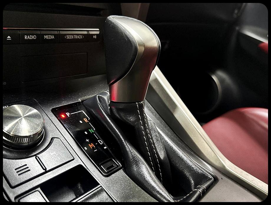 Lexus NX 300 Luxury AWD 2020