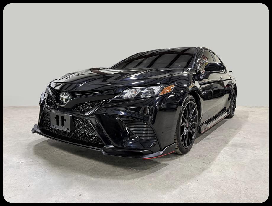 Toyota Camry  2021