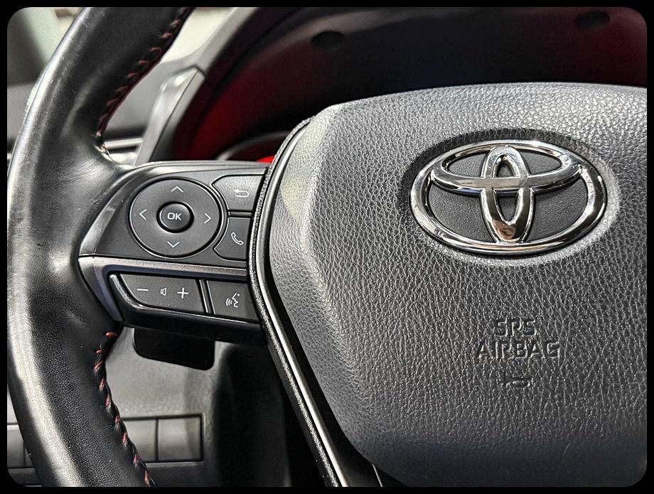 Toyota Camry  2021