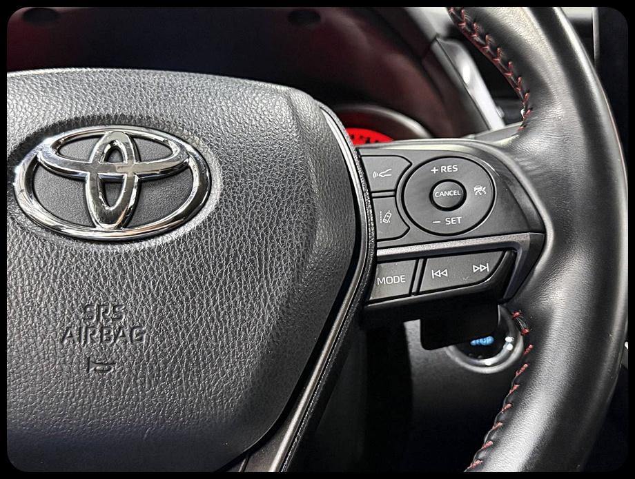 Toyota Camry  2021