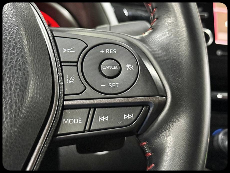 Toyota Camry  2021